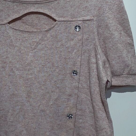 Adrienne Vittadini Women's Pink Keyhole Beaded Pullover Blouse Size Large - Picture 2 of 10